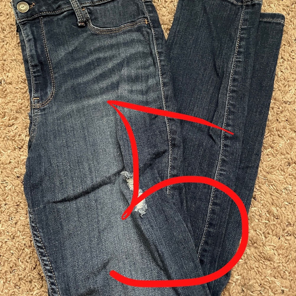 Hollister High Rise (High waisted) Jean Leggings/ Skinny Jeans, Very Dark Wash